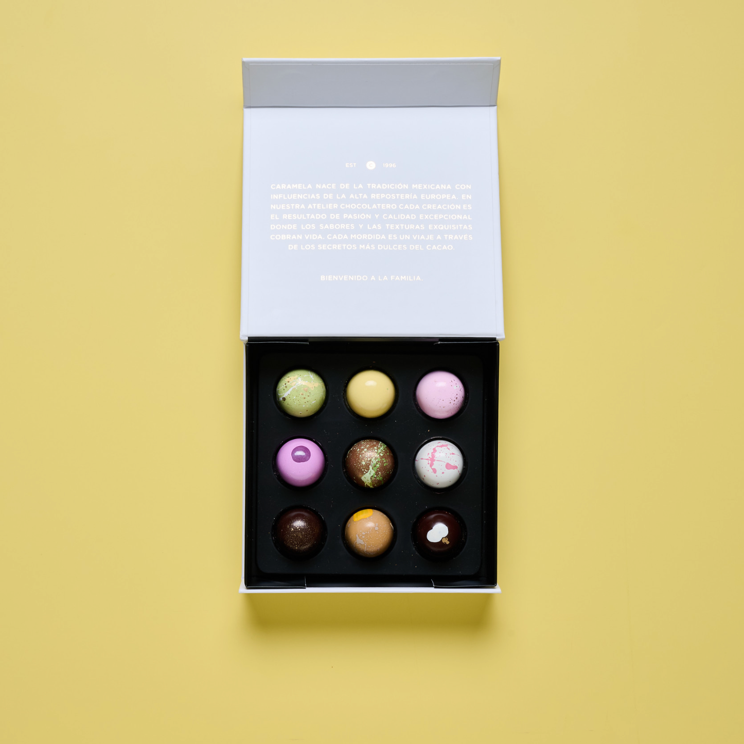 9 Bombones - "Cofre Chico" Caramela®
